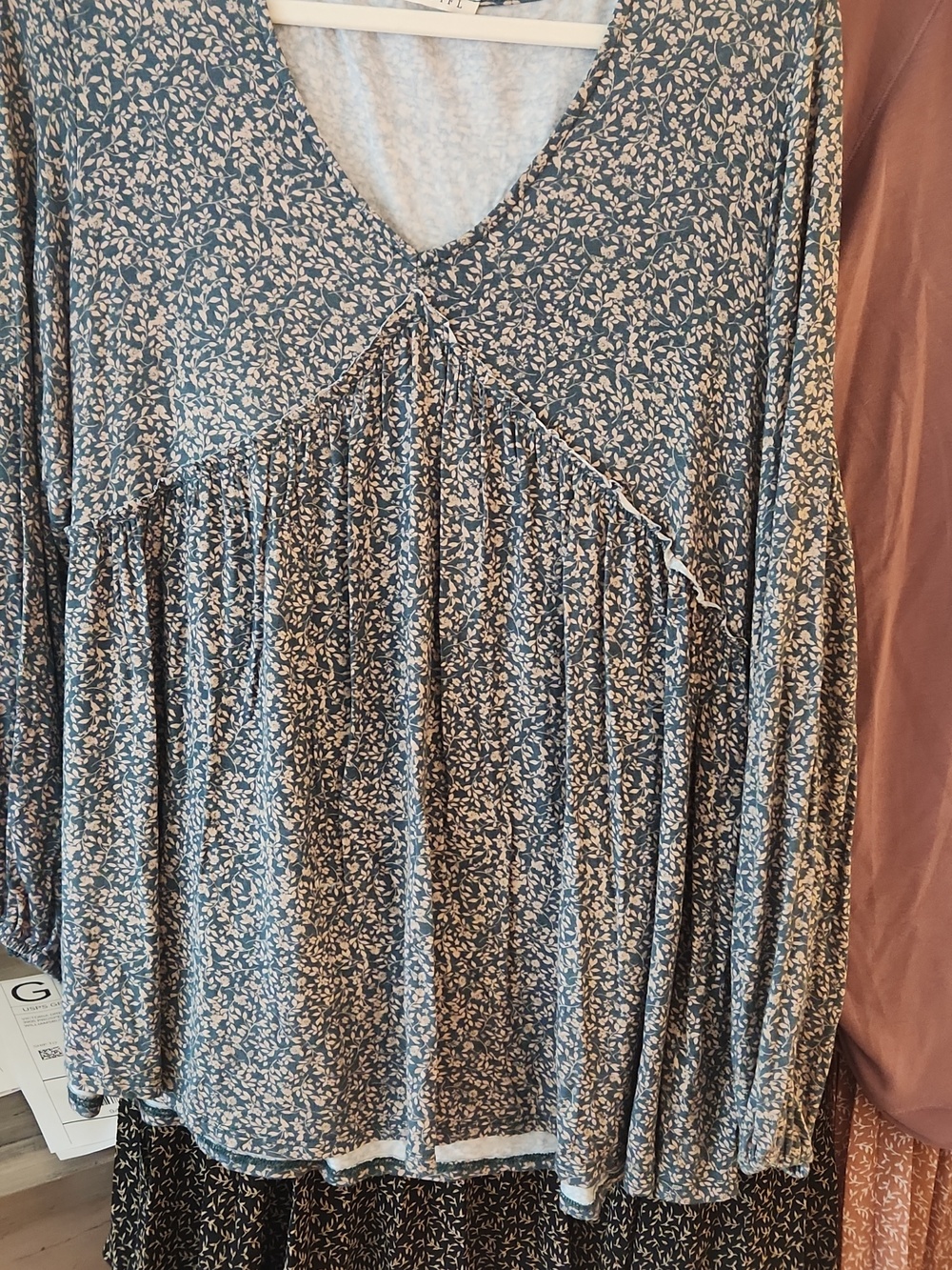 Maternity Bundle Size Medium - Picture 5 of 10